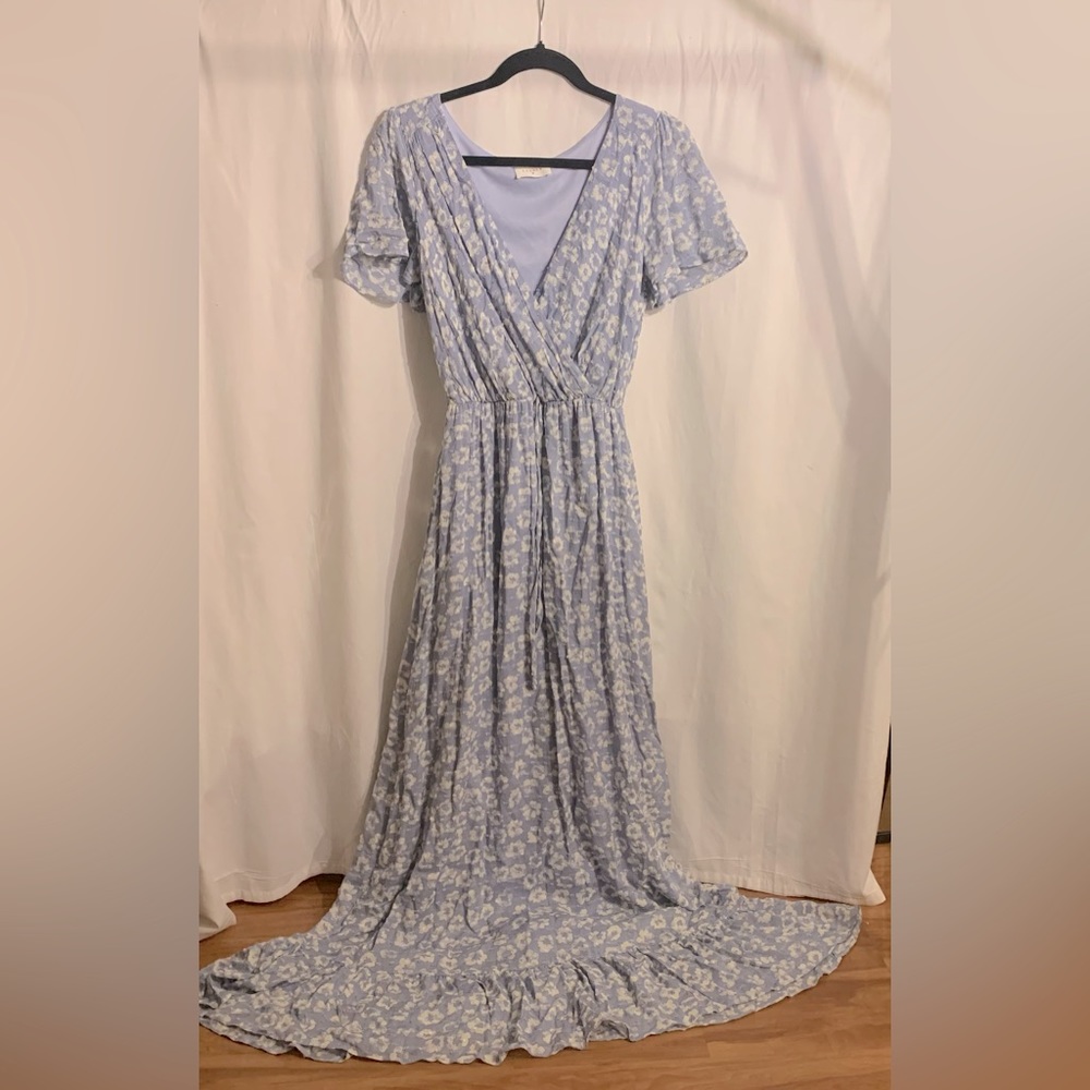 Everly blue floral maxi dress